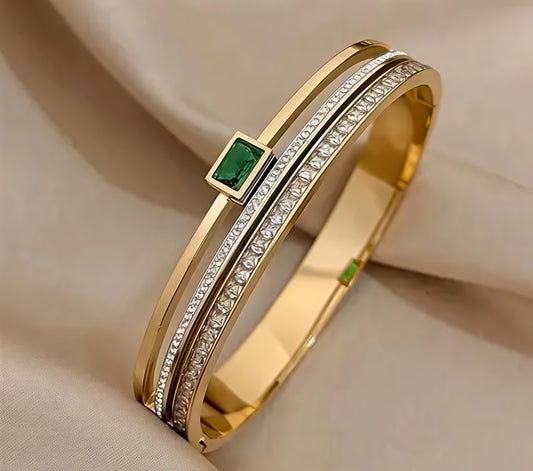 Anti tarnish gold plated green stone bangel